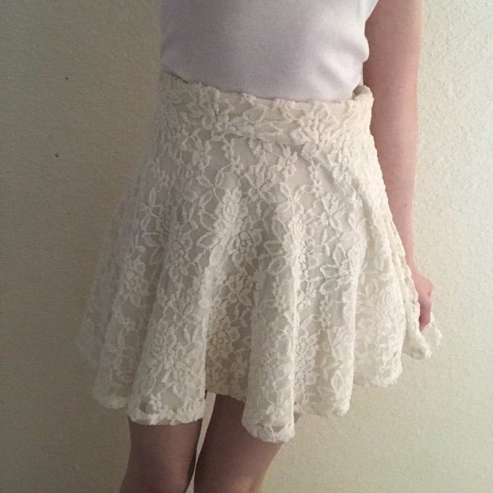 Hollister lace skater skirt